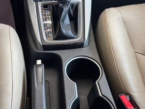 Geranium Red 2014 Hyundai ELANTRA Limited