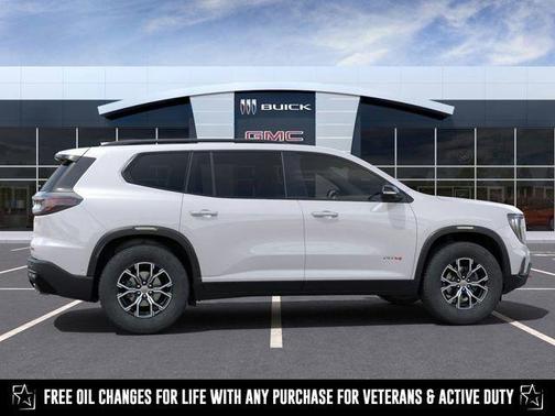2025 GMC Acadia AT4