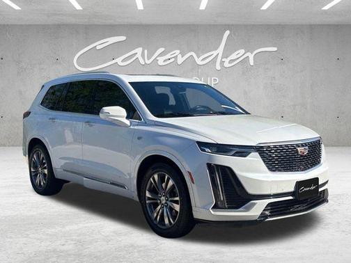 Crystal White Tri-Coat 2022 Cadillac XT6 Premium Luxury FWD