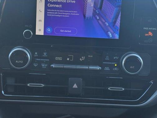 2023 Toyota Highlander Hybrid LE