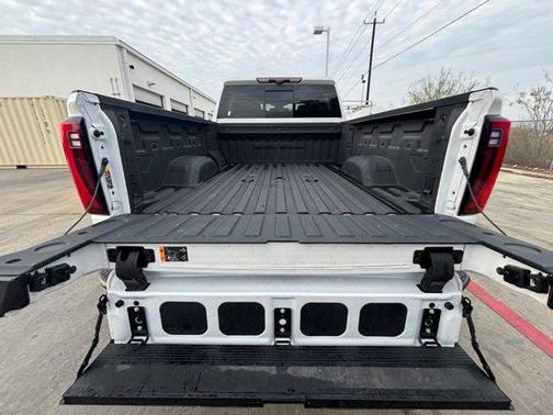 2024 GMC Sierra 2500 Denali