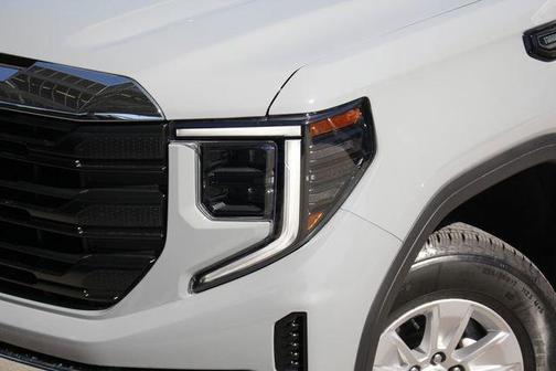 2025 GMC Sierra 1500 Pro