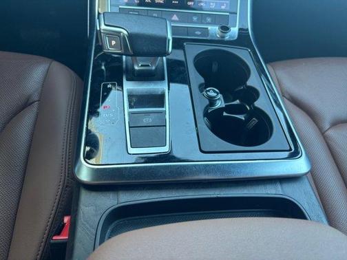 2021 Audi Q8 55 Premium Plus