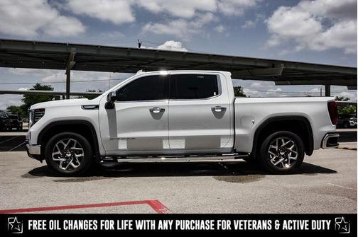 2024 GMC Sierra 1500 SLT