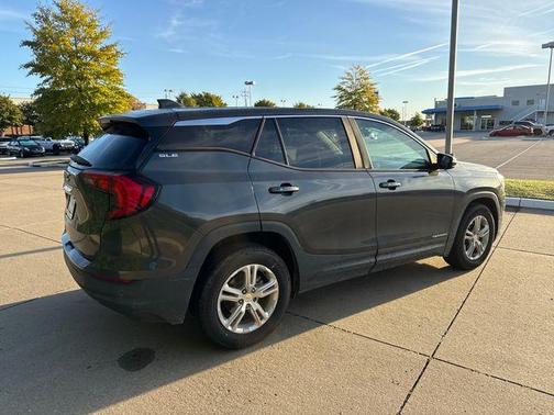 2021 GMC Terrain SLE