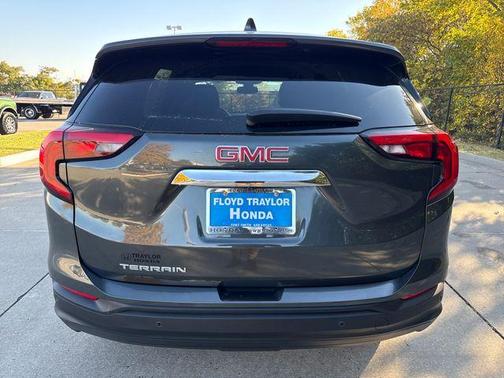 2021 GMC Terrain SLE