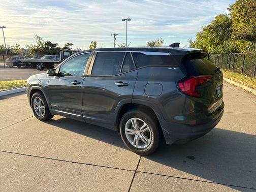 2021 GMC Terrain SLE