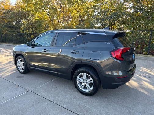 2021 GMC Terrain SLE