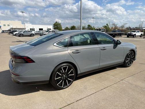 Urban Gray Pearl 2026 Honda Accord Hybrid Touring