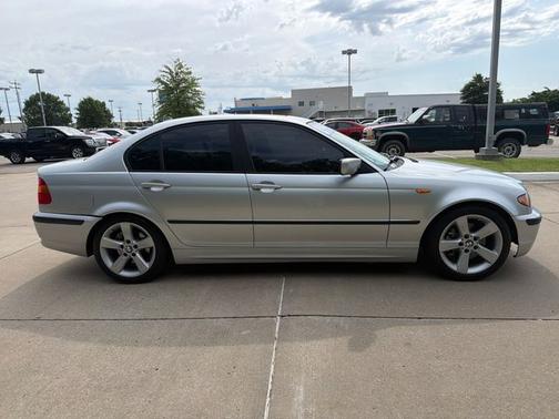 Silver 2004 BMW 325 325i