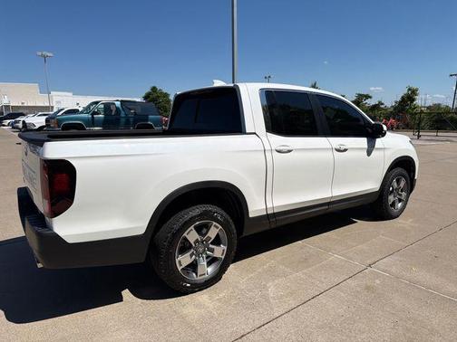 Platinum White Pearl 2026 Honda Ridgeline RTL