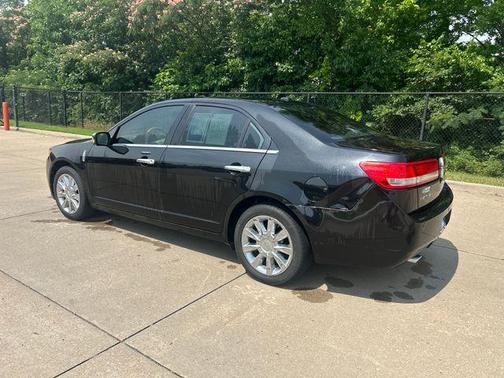 2010 Lincoln MKZ Base
