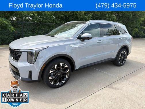 Wolf Gray 2025 Kia Sorento SX