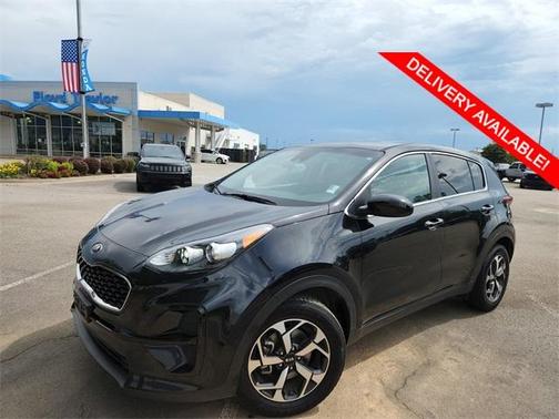 Photo 1 of 20 of 2020 Kia Sportage LX