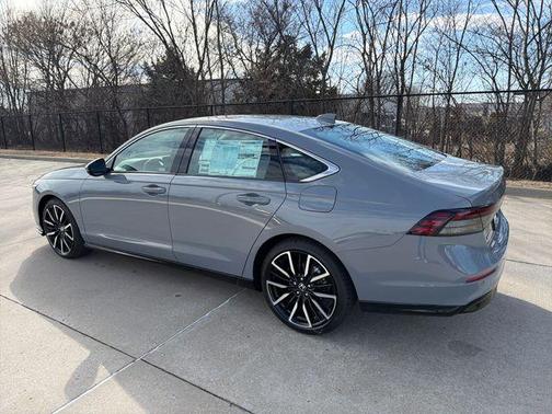 Urban Gray Pearl 2026 Honda Accord Hybrid Touring