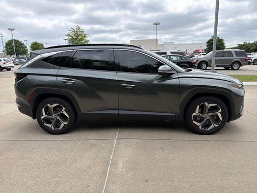 Amazon Gray 2022 Hyundai TUCSON Limited