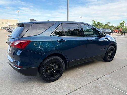 Pacific Blue Metallic 2020 Chevrolet Equinox 1LT