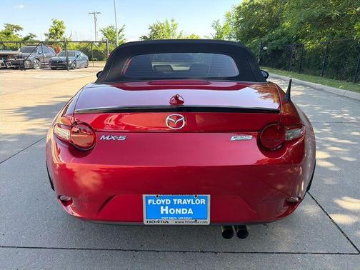 Soul Red 2016 Mazda MX-5 Miata Club