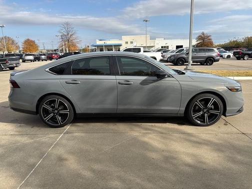 2025 Honda Accord Hybrid Sport