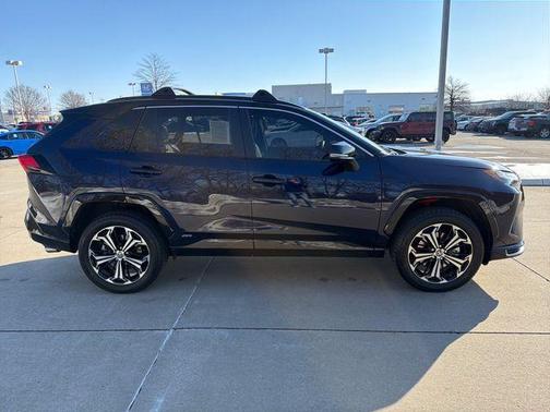 2025 Toyota RAV4 Plug-In Hybrid XSE