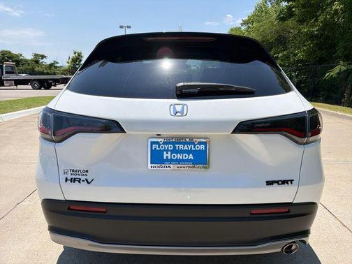Platinum White Pearl 2026 Honda HR-V Sport