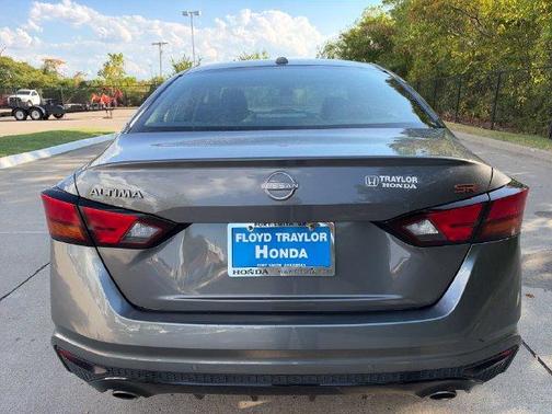 Gun Metallic 2025 Nissan Altima 2.5 SR