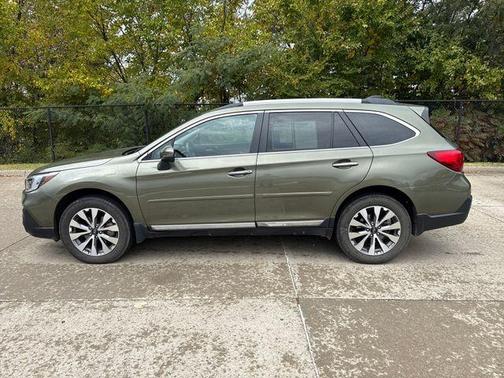 2019 Subaru Outback 2.5i Touring