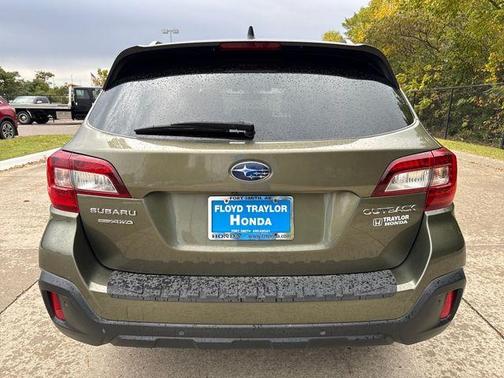 2019 Subaru Outback 2.5i Touring