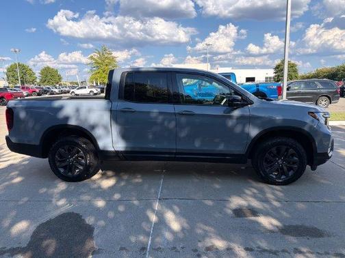 Sonic Gray Pearl 2024 Honda Ridgeline Sport