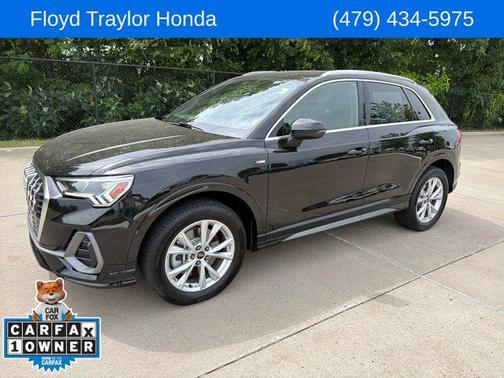 Mythos Black Metallic 2025 Audi Q3 45 S line Premium