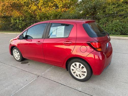 2017 Toyota Yaris L