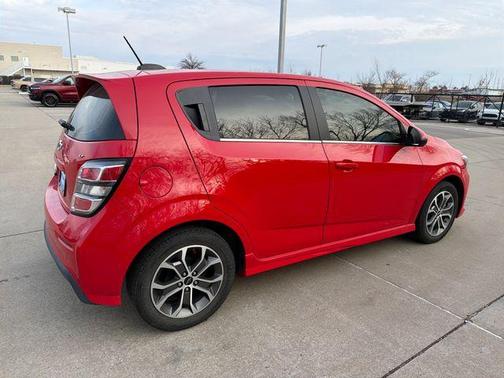 2018 Chevrolet Sonic LT