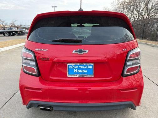 2018 Chevrolet Sonic LT