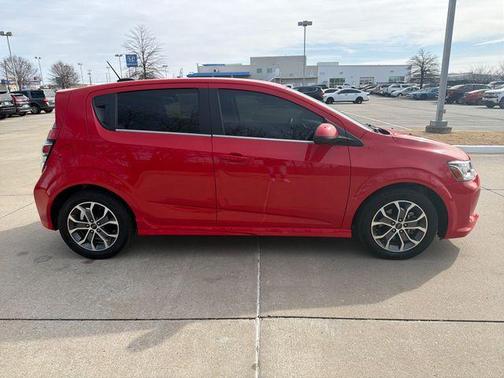 2018 Chevrolet Sonic LT