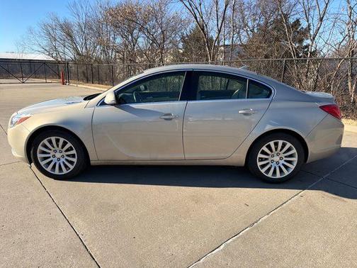 2012 Buick Regal Base