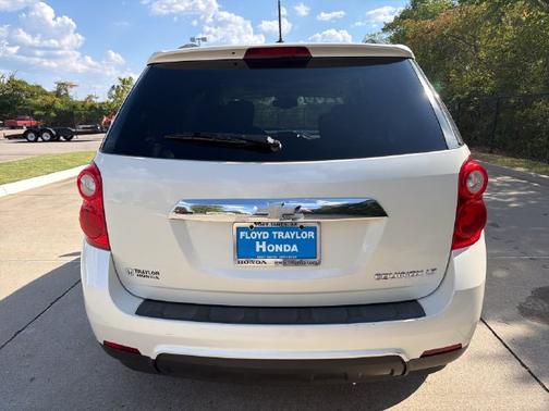 White Diamond Clearcoat 2015 Chevrolet Equinox 1LT