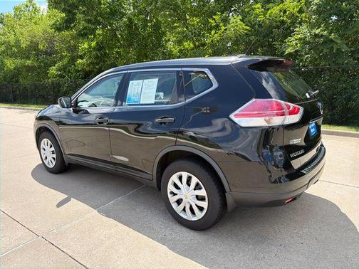 Magnetic Black 2016 Nissan Rogue S