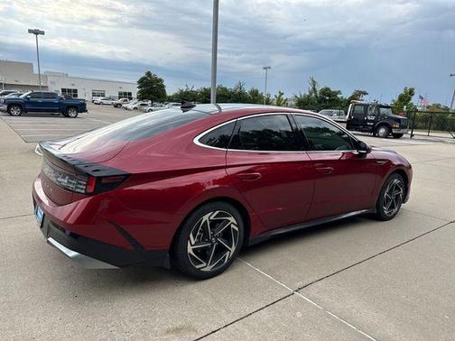 2024 Hyundai SONATA SEL