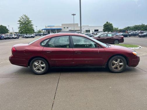 2002 Ford Taurus SES