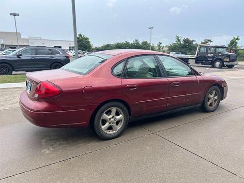2002 Ford Taurus SES