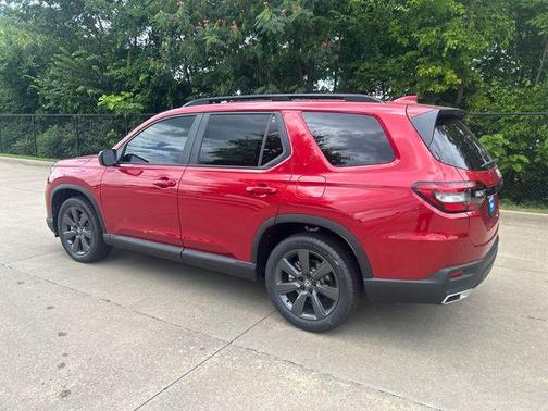 2025 Honda Pilot Sport