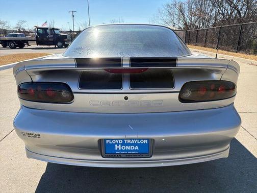 2000 Chevrolet Camaro 