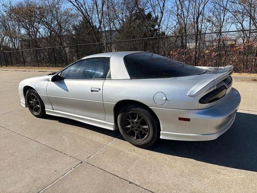2000 Chevrolet Camaro 