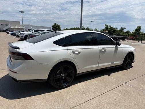 Platinum White Pearl 2026 Honda Accord Hybrid Sport-L