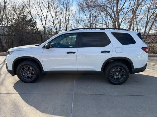 2026 Honda Pilot TrailSport
