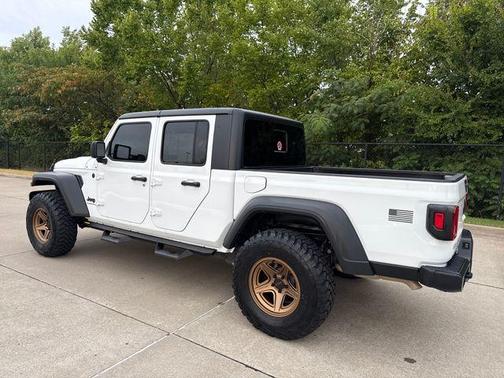 2023 Jeep Gladiator Sport