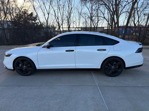 2024 Honda Accord Hybrid Sport-L