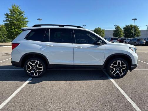 2022 Honda Passport Elite