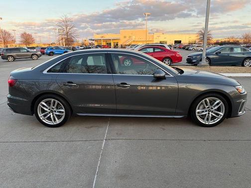 2022 Audi A4 45 S line Premium Plus