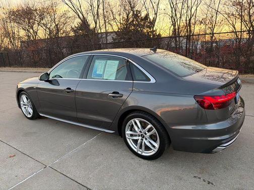 2022 Audi A4 45 S line Premium Plus